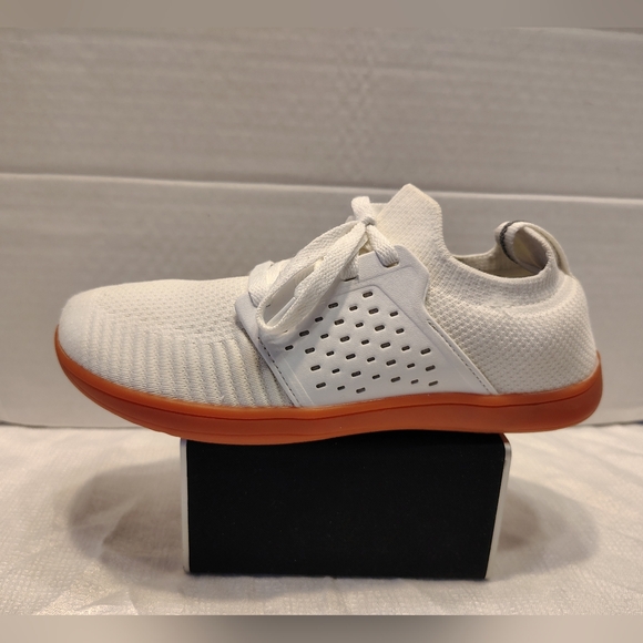 Whitin Minimalist Women Shoes # 8-8.5 - Picture 6 of 12